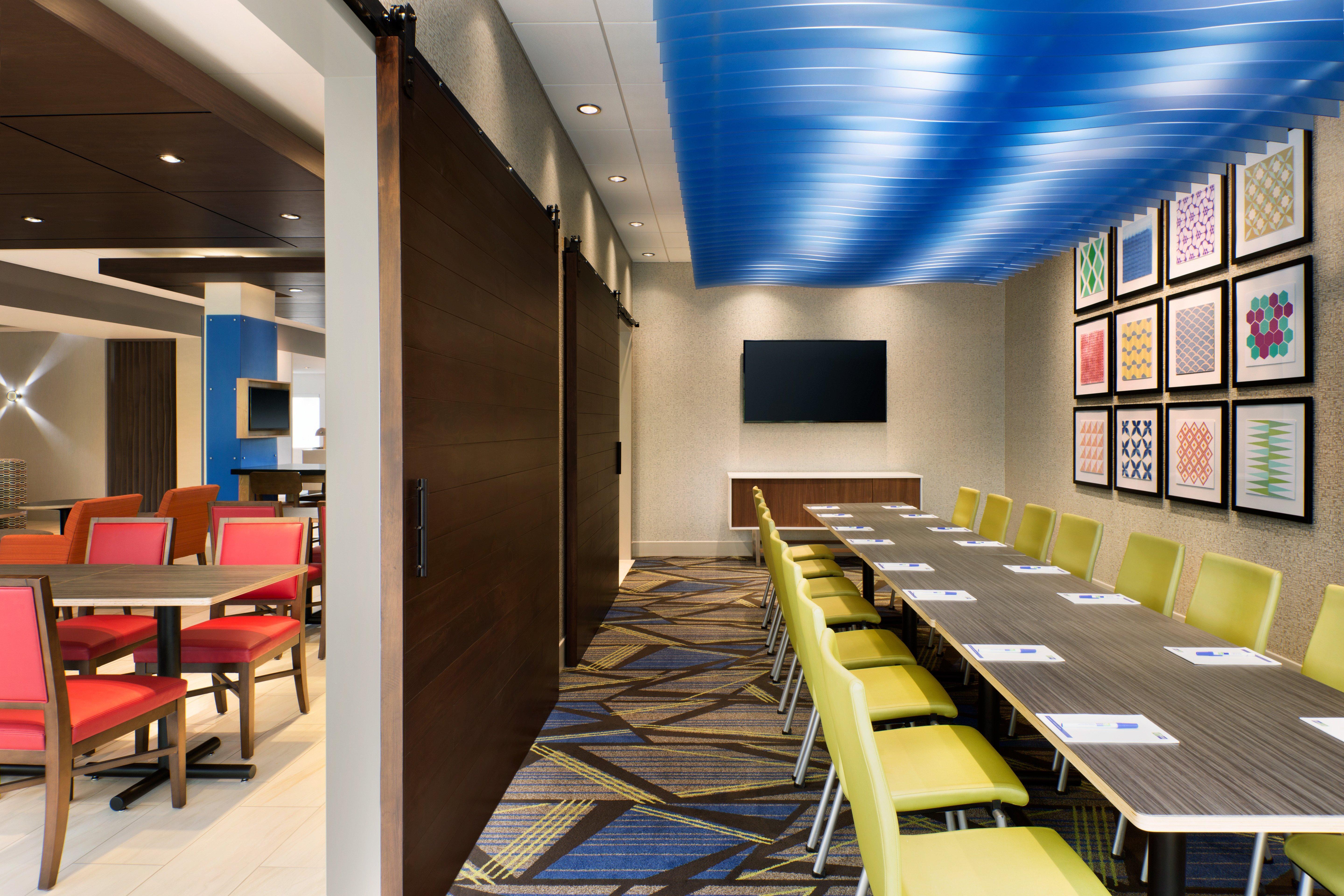 Holiday Inn Express & Suites - Kokomo South By Ihg Buitenkant foto