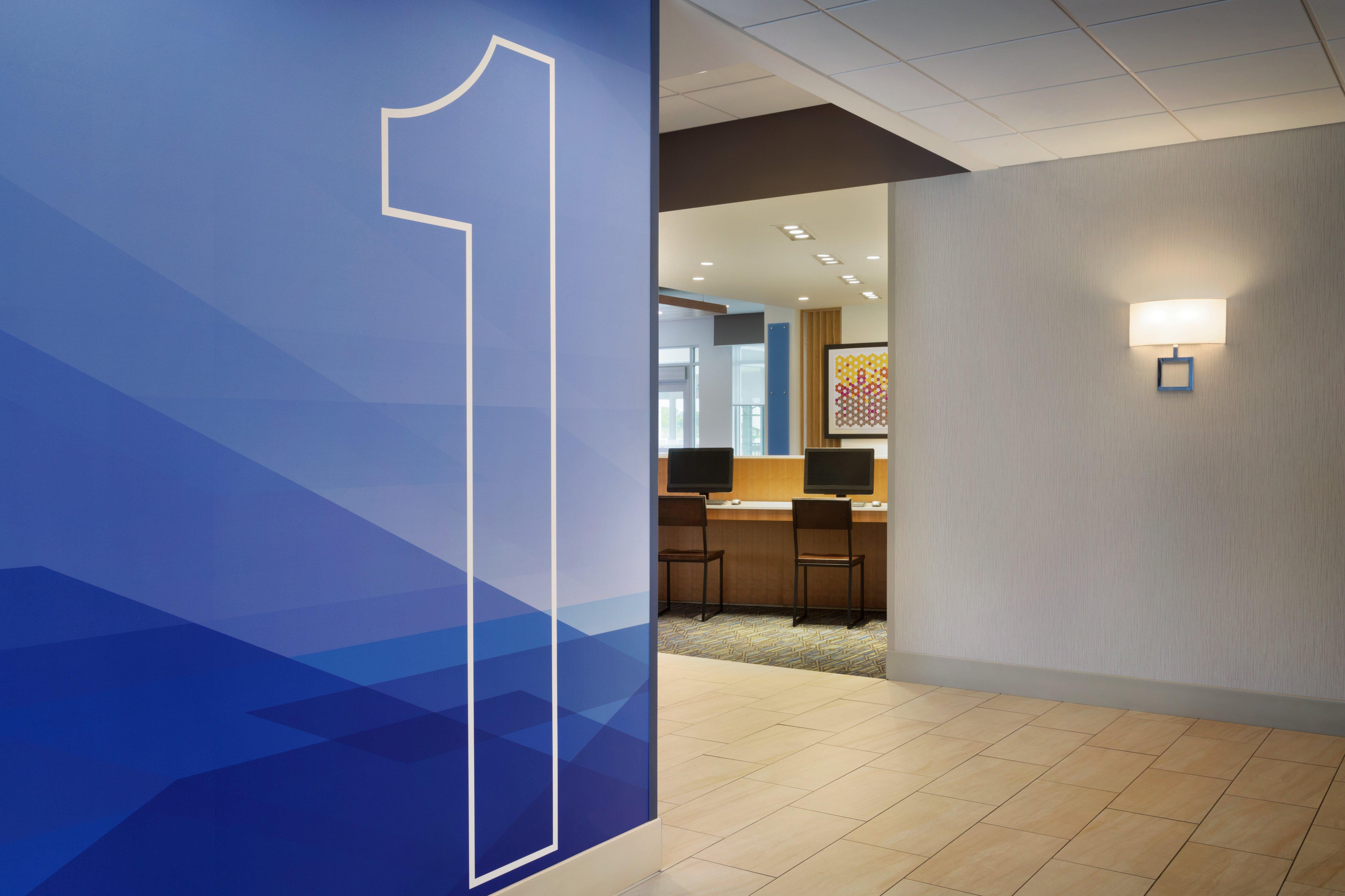 Holiday Inn Express & Suites - Kokomo South By Ihg Buitenkant foto